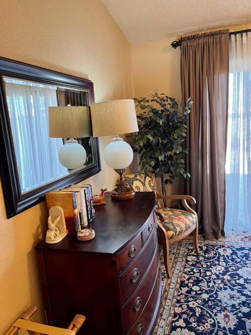 Hill'S Hummingbird Haven Llc 21442827 Villa Sierra Vista Exterior foto